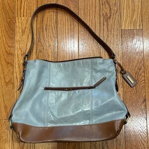 Elegant Two-Tone Leather Shoulder Bag